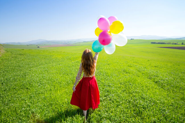 girl with balloon
